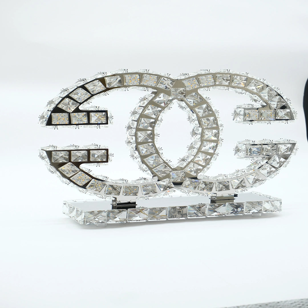 Luxe Reflection Crystal Decor