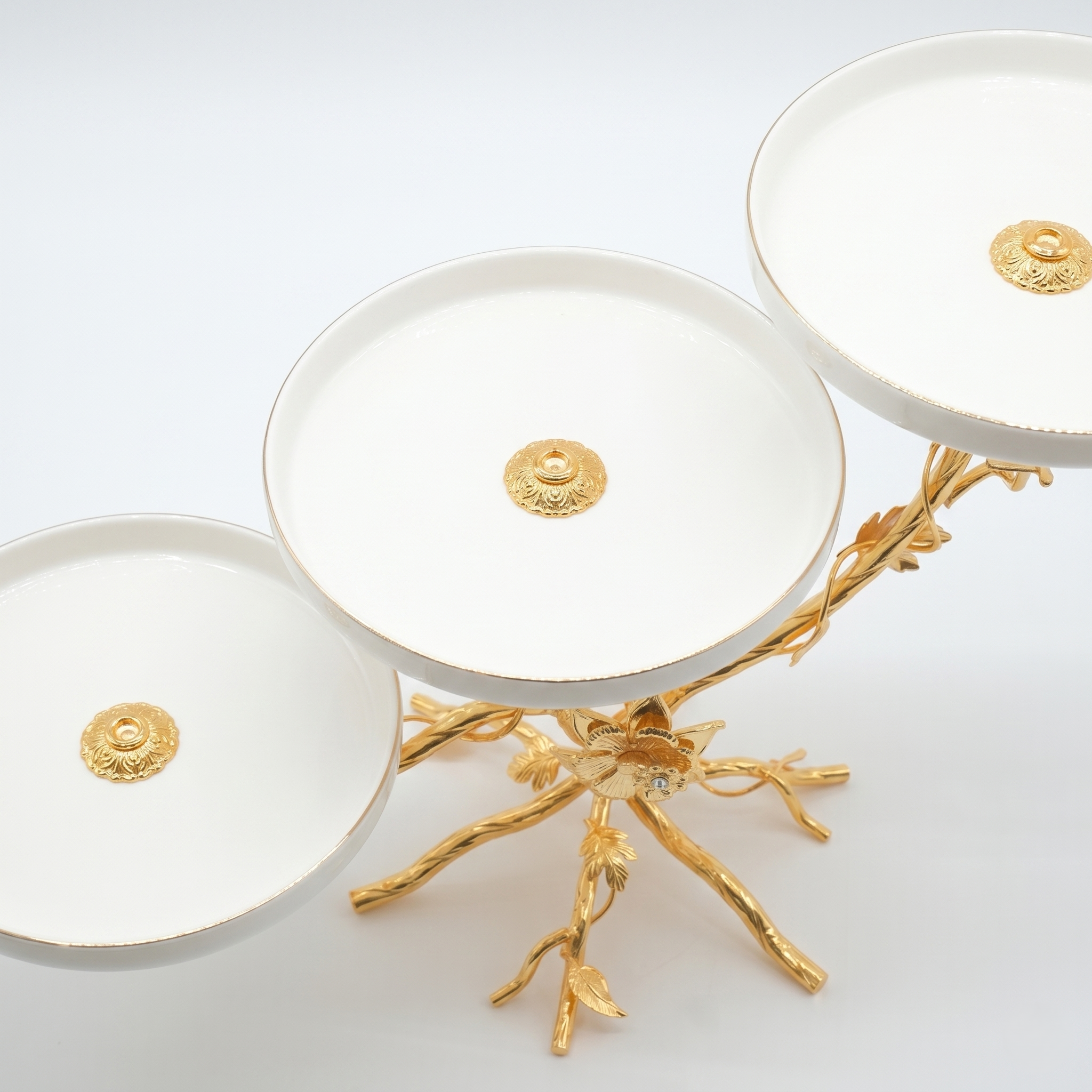Golden Vine 3-Tier Serving Stand