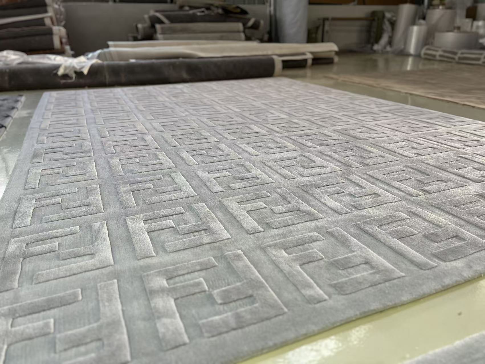 Light Grey Textured Grid Rug