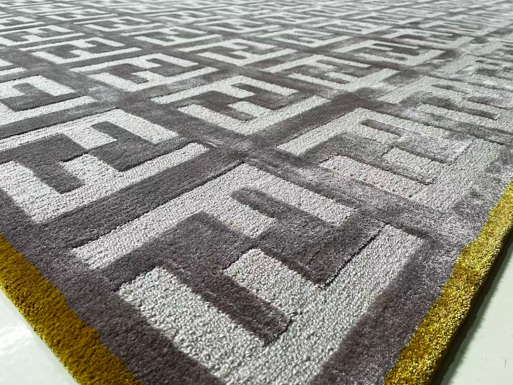Interlock Pattern Grey Rug with Mustard Border
